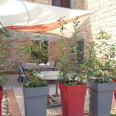 Mas Miraflors Nyaraló *